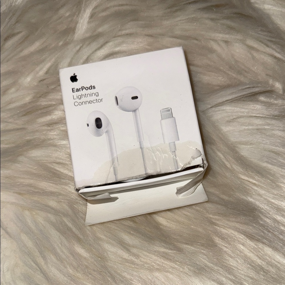Apple EarPods Lightning Connector - Classic White
